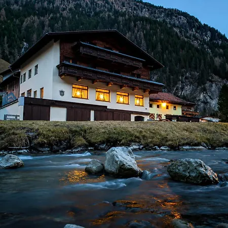 Rustikales Pitztaler Alpenhaus Am Bach Mit Grossem Balkon * Sankt Leonhard im Pitztal
