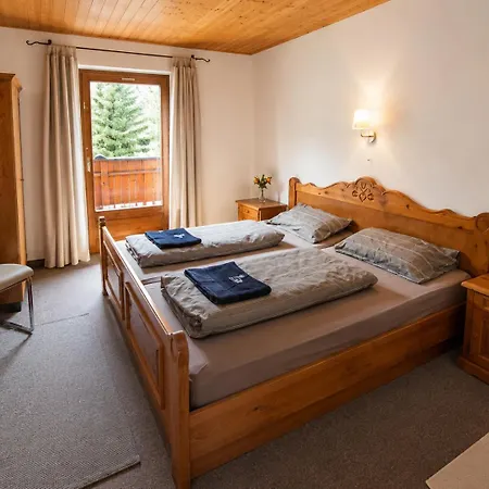 Rustikales Pitztaler Alpenhaus Am Bach Mit Grossem Balkon Lägenhet Sankt Leonhard im Pitztal