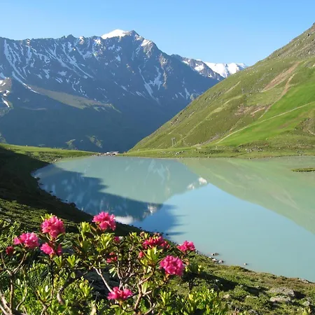 Rustikales Pitztaler Alpenhaus Am Bach Mit Grossem Balkon * Sankt Leonhard im Pitztal