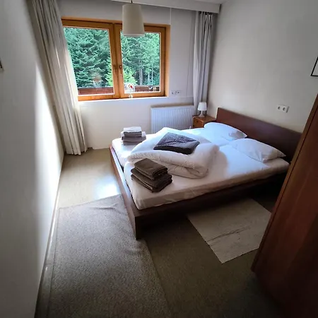 Rustikales Pitztaler Alpenhaus Am Bach Mit Grossem Balkon